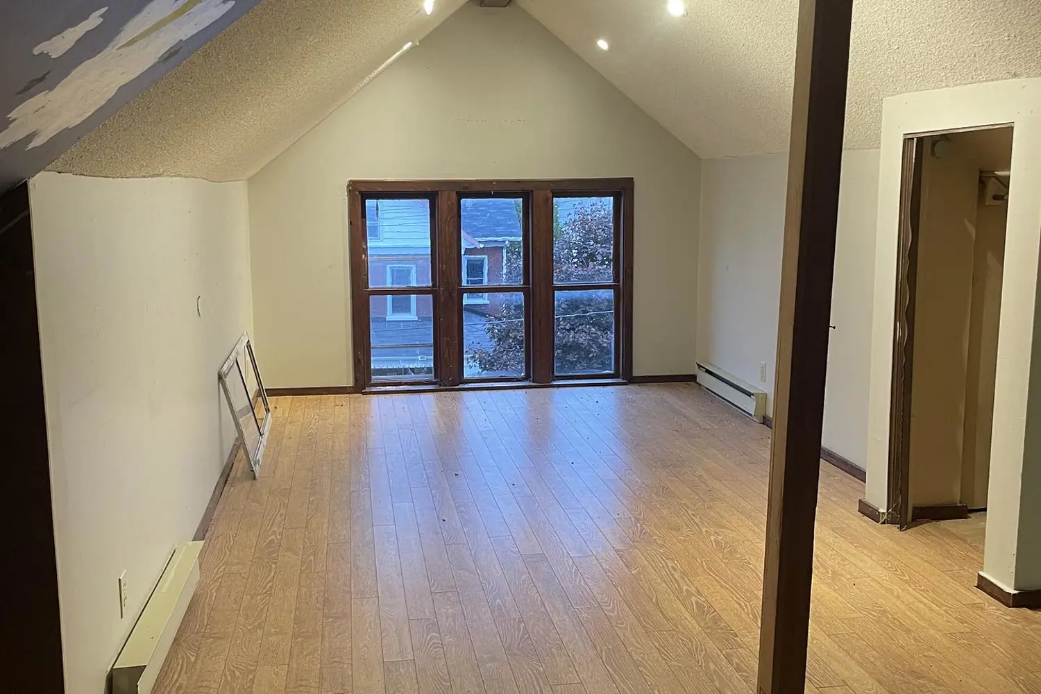 Additional image 11 of 28 Mcewen Avenue