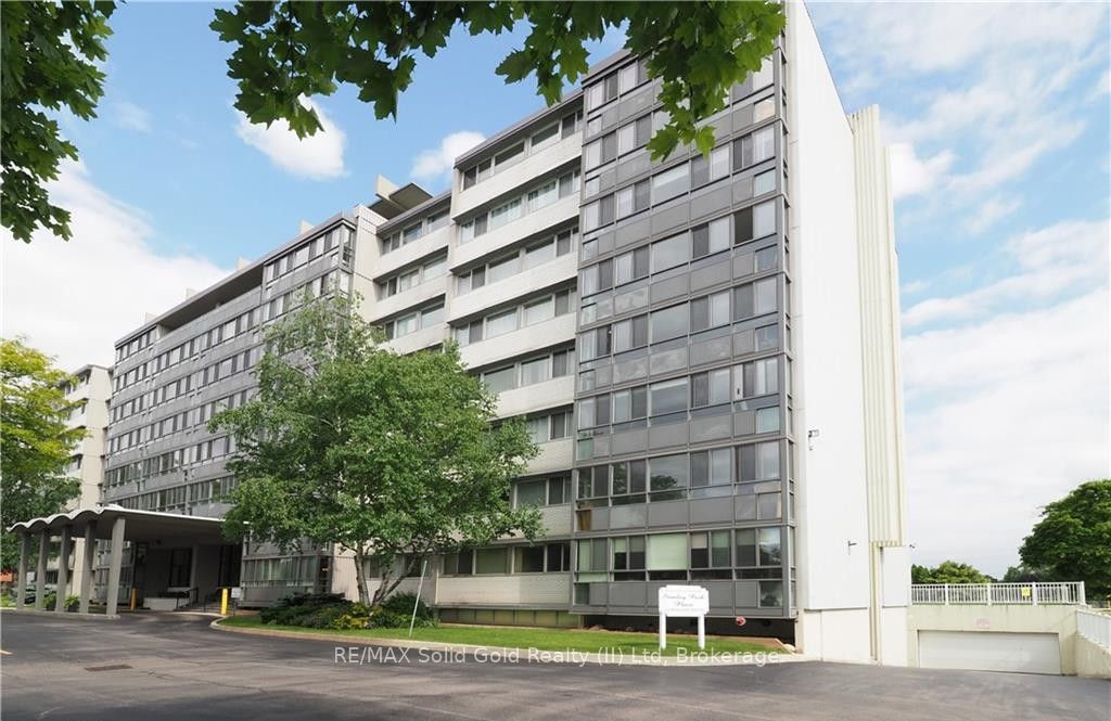 105-24 Midland Drive, Kitchener, ON, N2A 2A8