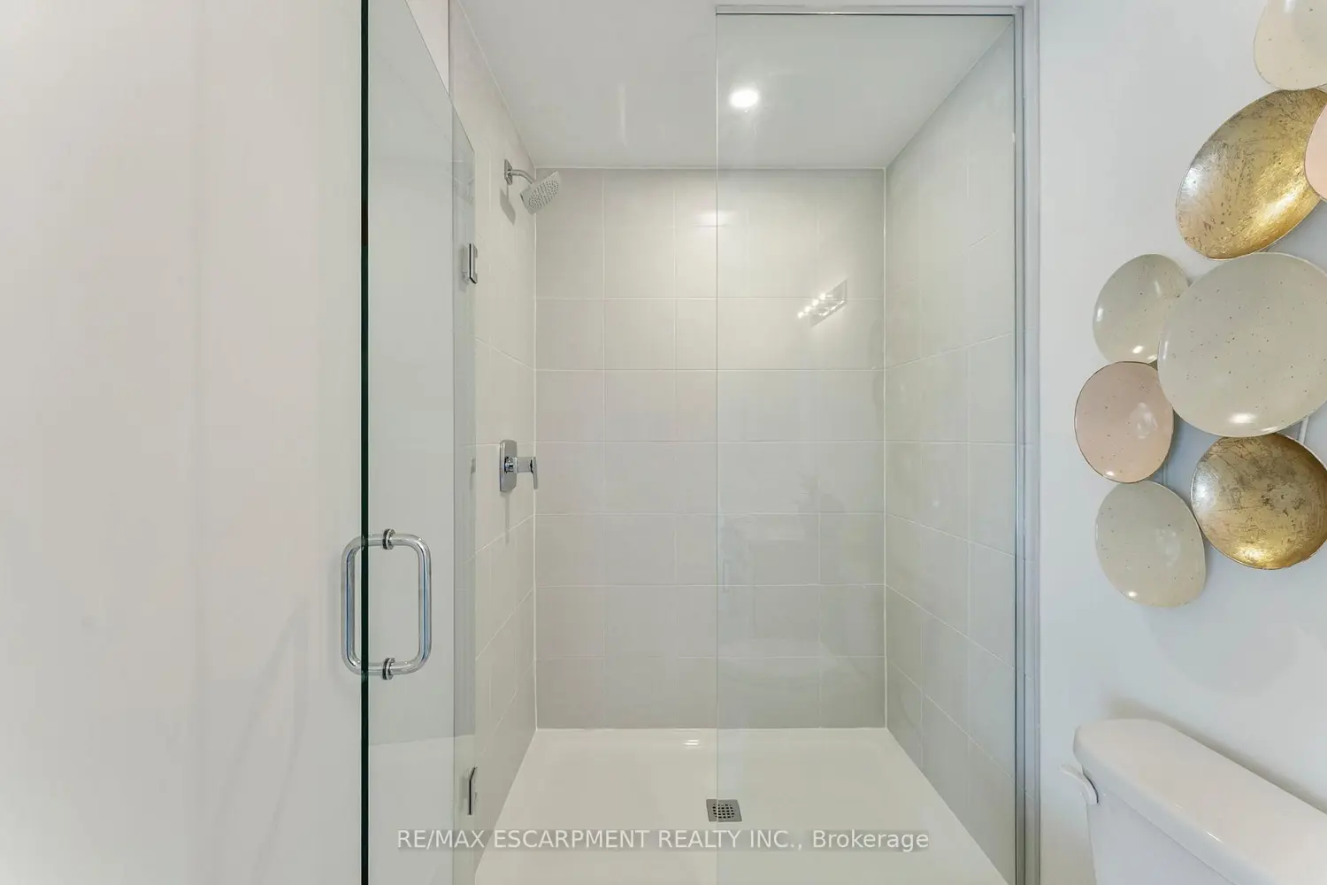 Additional image 17 of 14 Clear Valley Lane