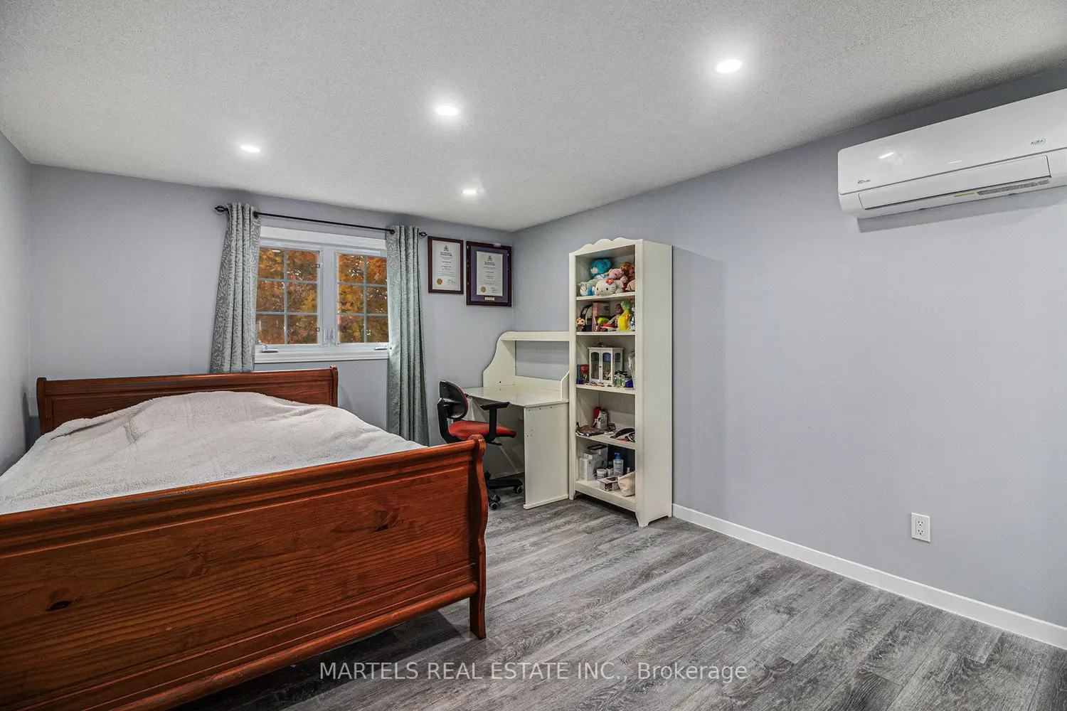 Additional image 14 of 844 Principale Street