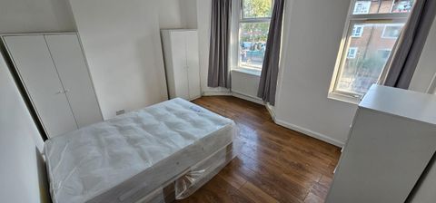 Barking Road, London E6