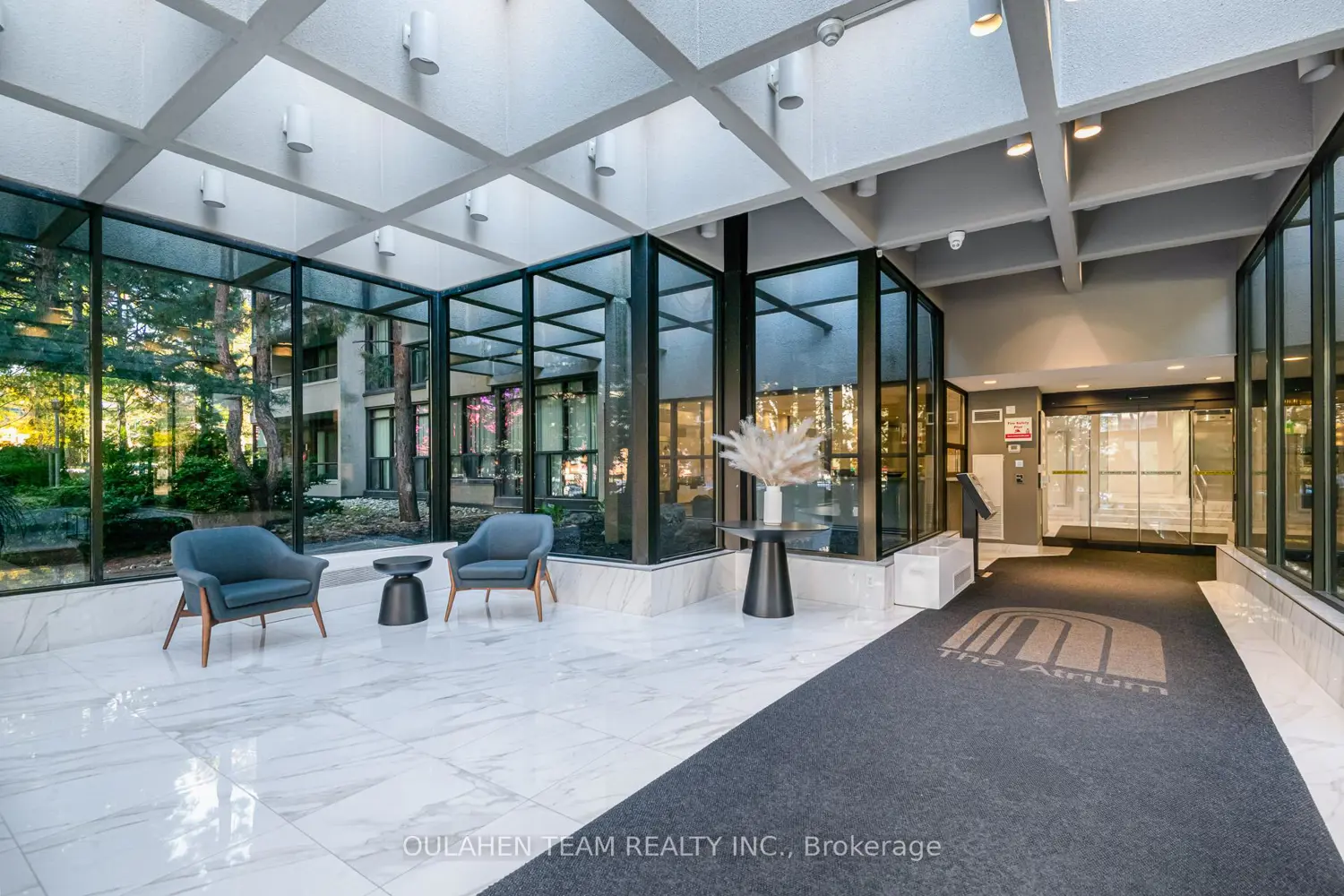 33 Elmhurst Avenue 408