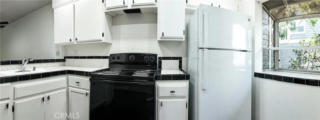 Additional image 7 of 25391 Pine Creek Lane, Wilmington, CA 90744