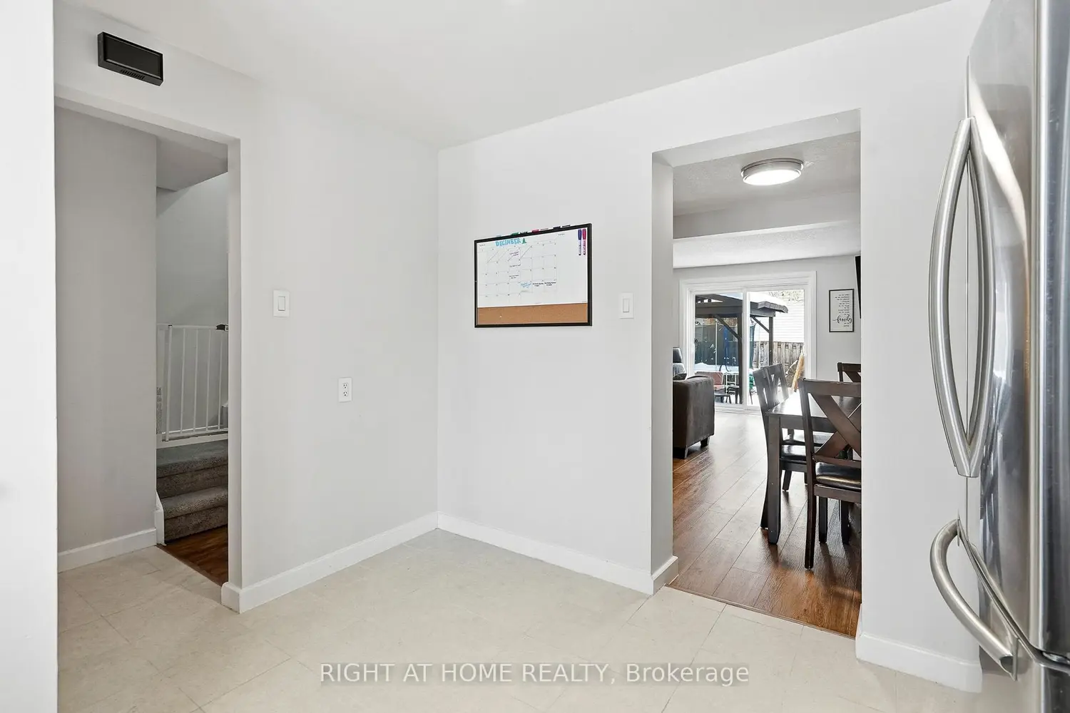 1633 Lafrance Drive photo 2