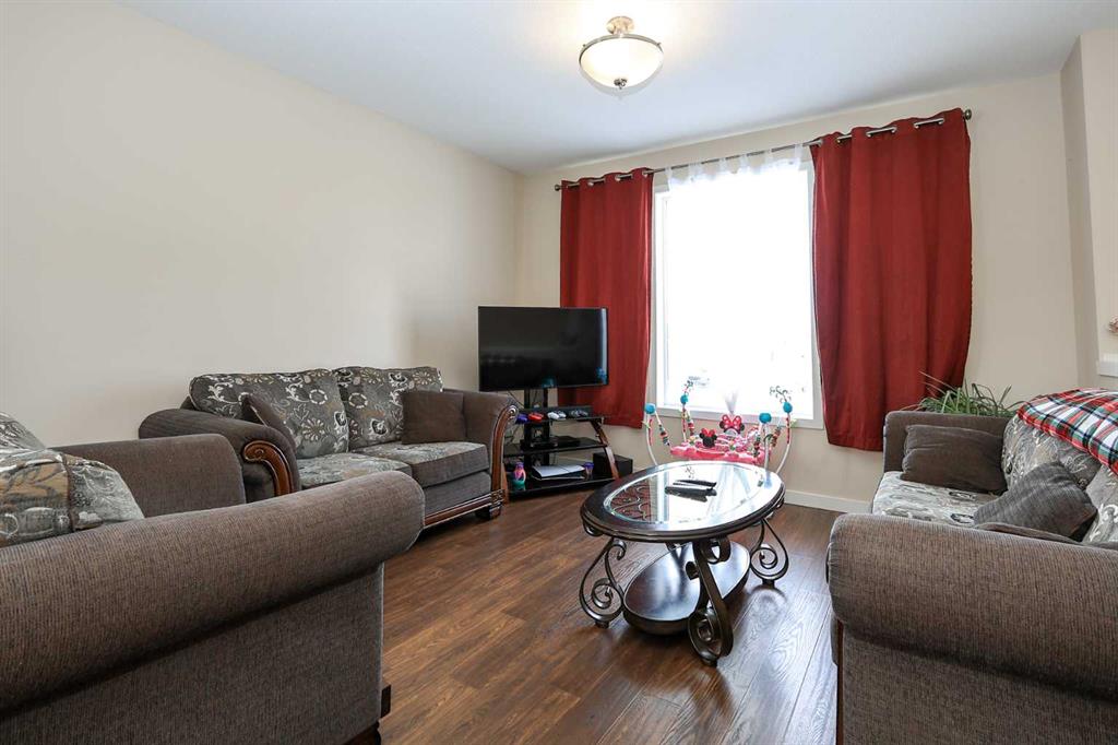 Additional image 2 of 267 Lancaster Drive, Red Deer, AB, T4R 0R1