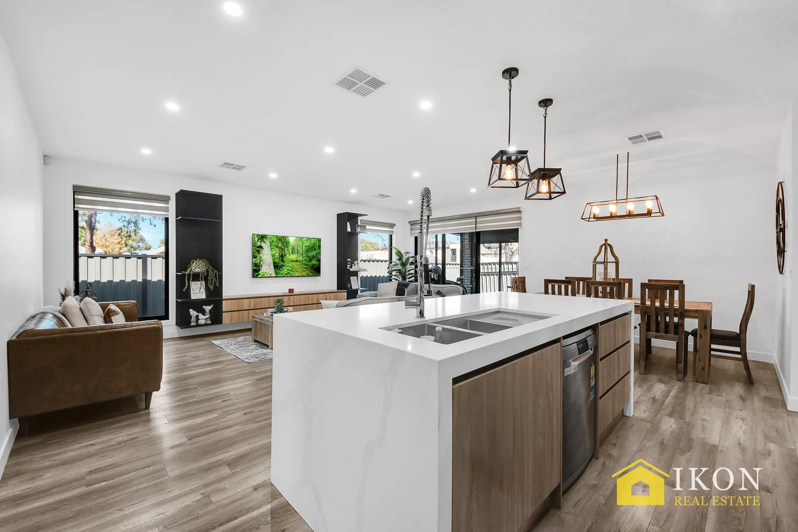 Additional image 6 of 1 VALMONT STREET, Craigieburn VIC 3064