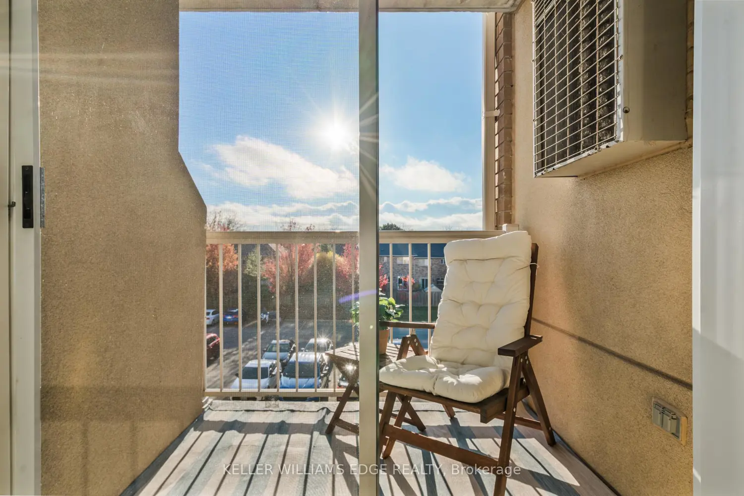 Additional image 16 of 4450 Fairview Street 304