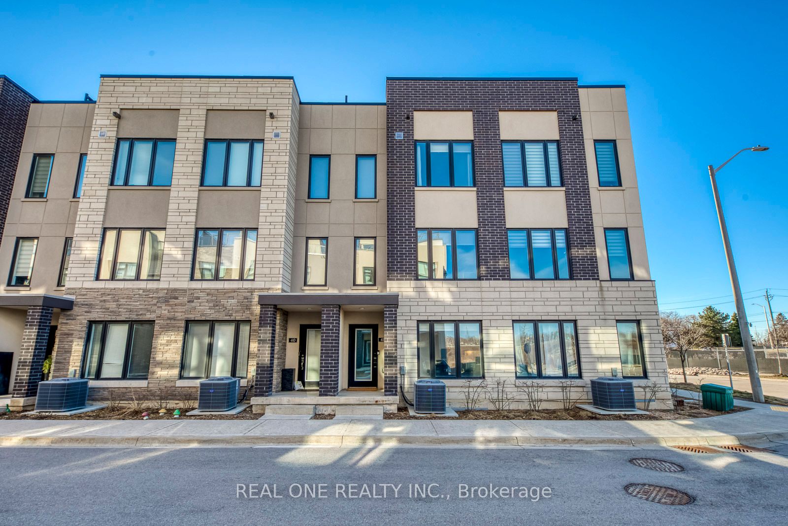 Additional image 2 of 41-1095 Cooke Boulevard, Burlington, ON, L7T 0C4