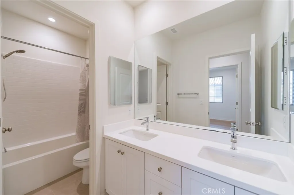 Additional image 30 of 723 Spring Garden Gdn, Irvine, CA 92618