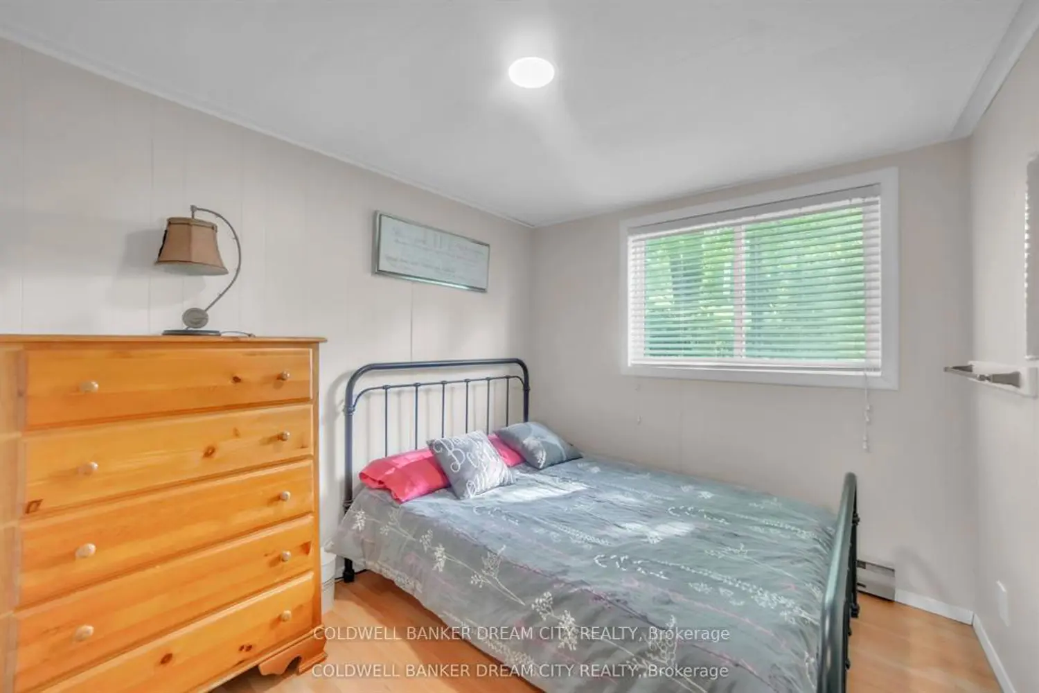 1004A Almond Lane photo 4