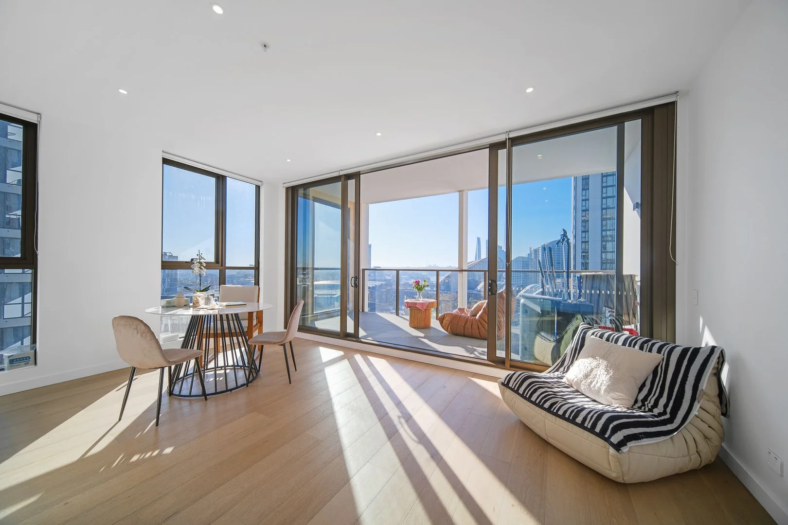 Additional image 2 of 2008/82 Hay Street, Haymarket NSW 2000