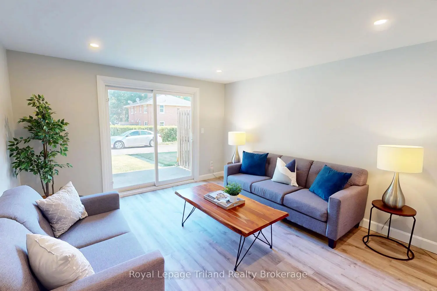 Additional image 9 of 648 Brant Street