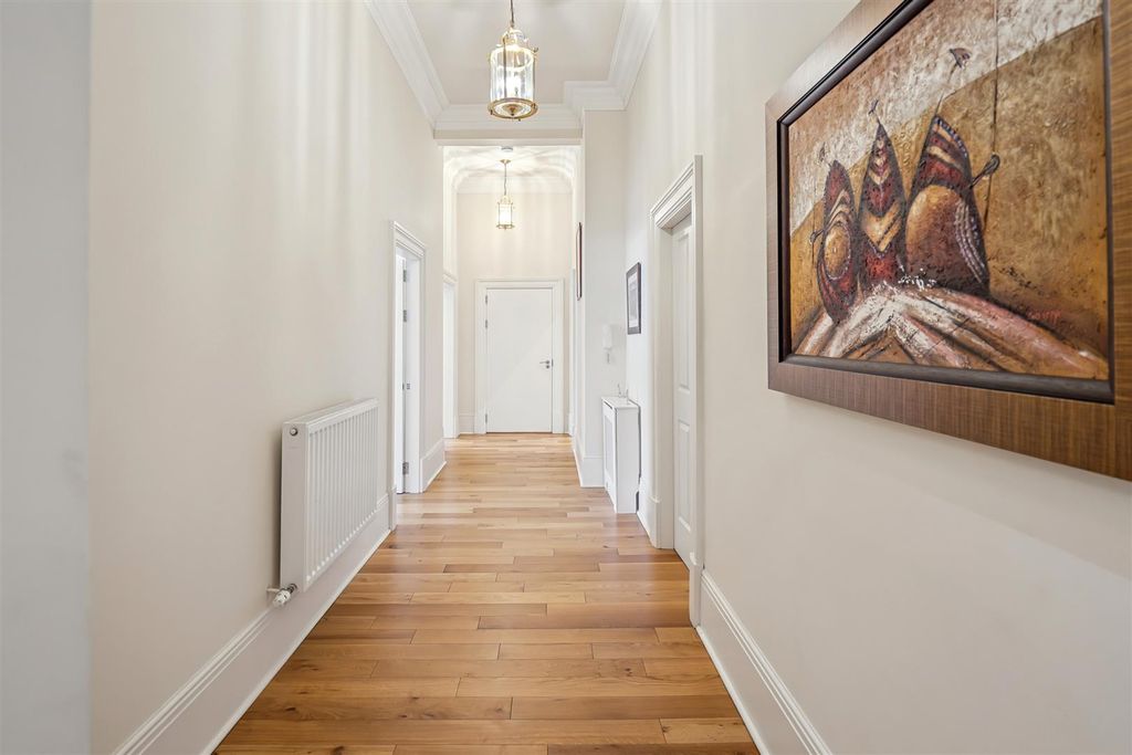 Additional image 7 of 3 bed flat for saleHelenslee Road, Dumbarton G82
