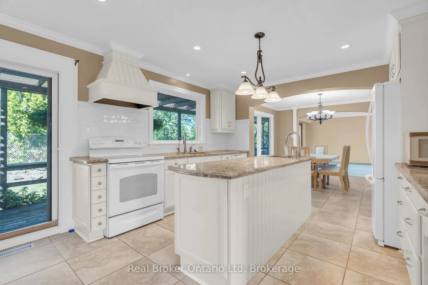 Additional image 6 of 4502 Wellington Road 35 Road