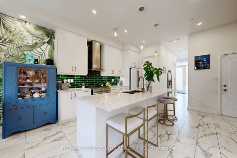 Additional image 8 of 9 Elder Street, Richmond Hill, ON, L4S 0H2