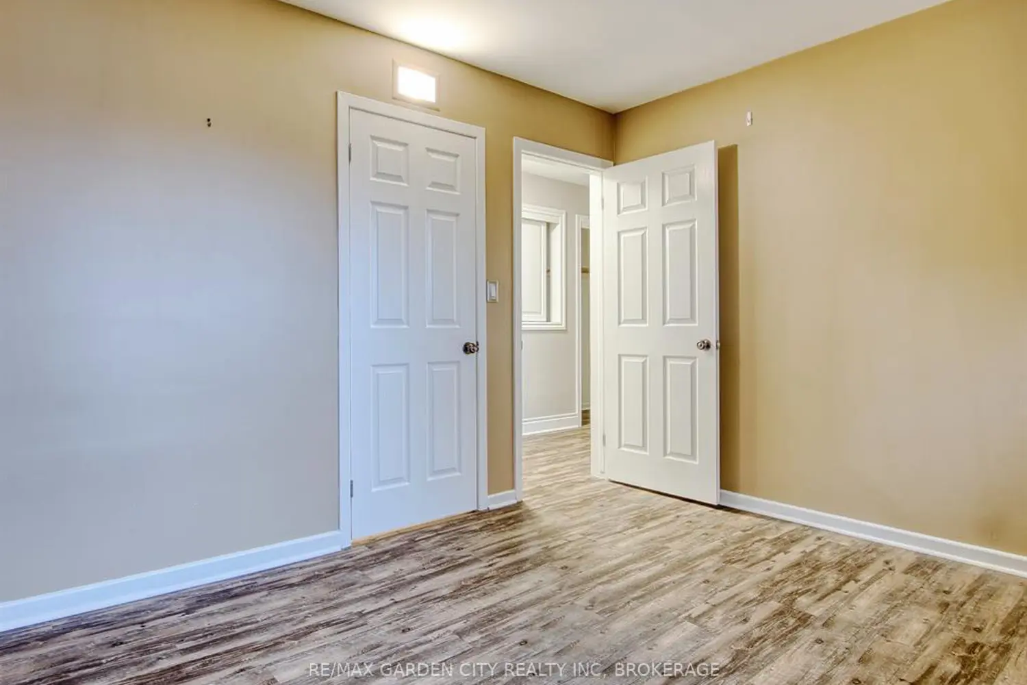 Additional image 11 of 15 Black Friars Road