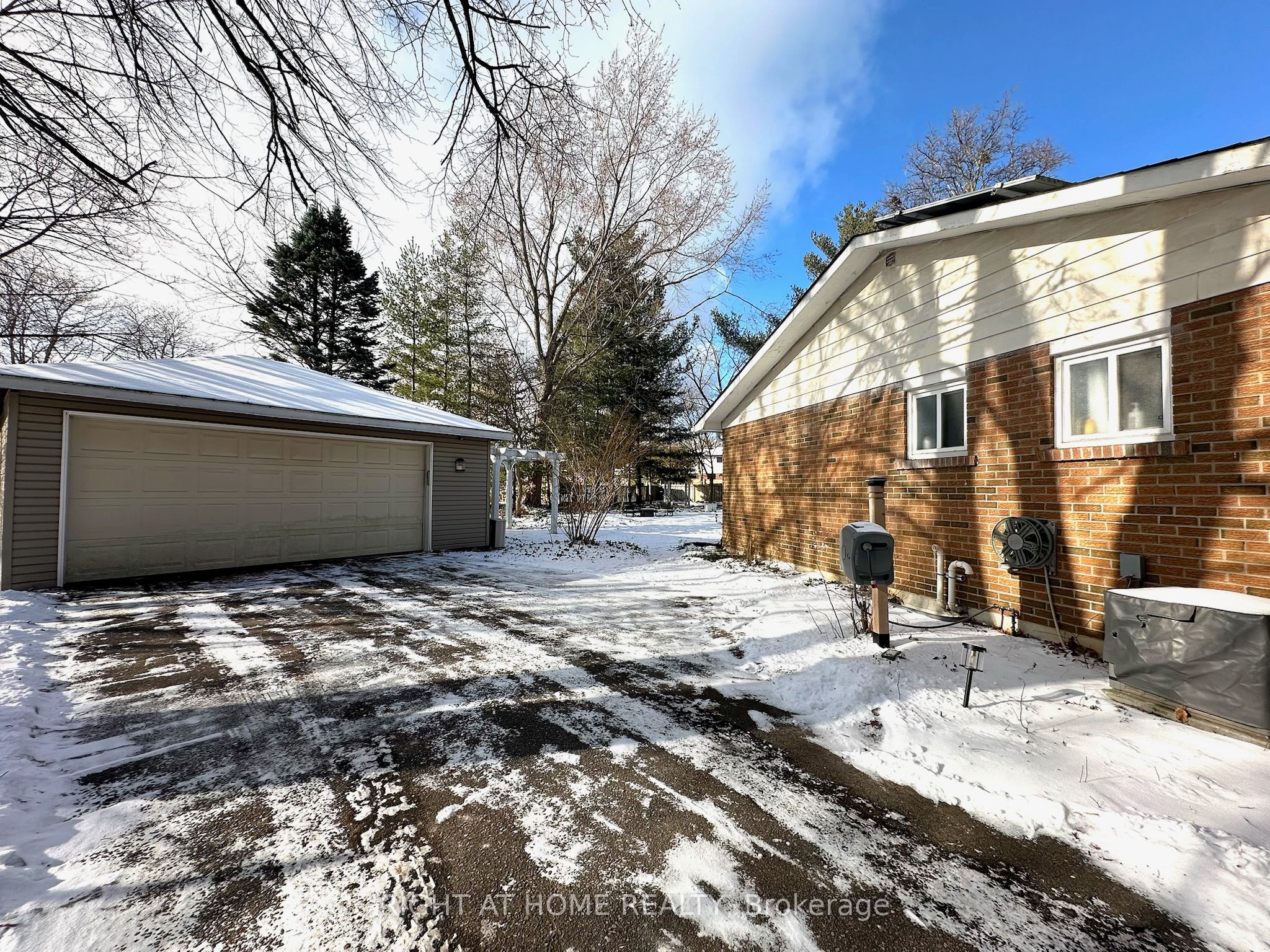Additional image 3 of 772 Wylan Court, Mississauga, ON, L5J 2T5