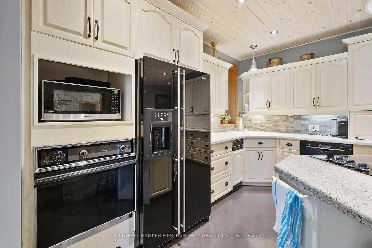 Additional image 12 of 1276 9Th Line