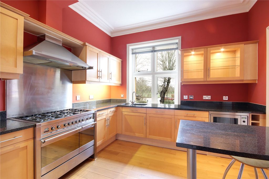 Additional image 4 of 2 bed flat for saleNorth Frith Park, Hadlow, Tonbridge, Kent TN11