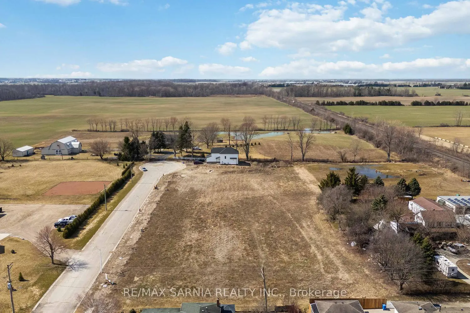 Additional image 6 of 587 Plympton Street