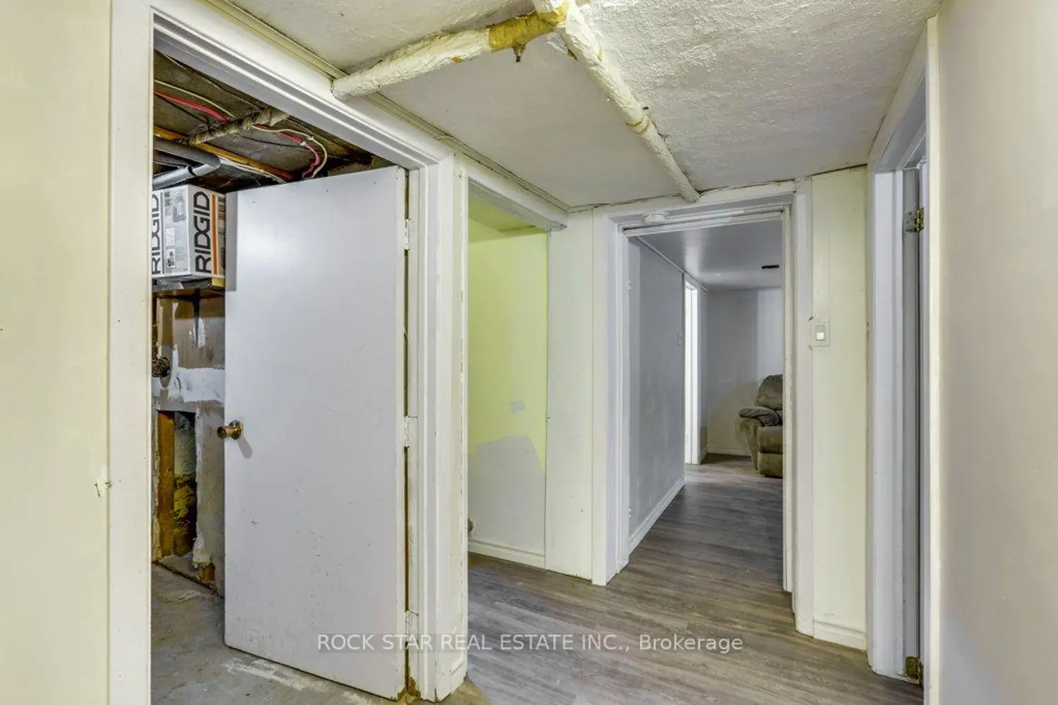 Additional image 17 of 802 Waterloo Street