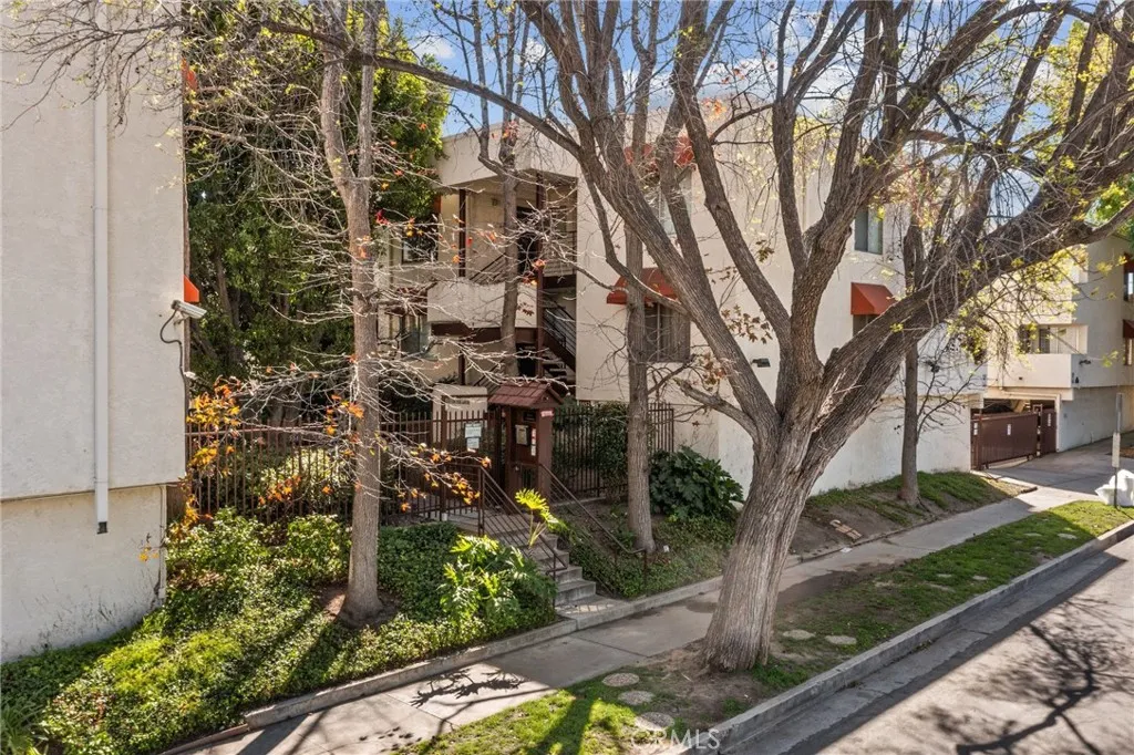 Additional image 21 of 5652 Yolanda Avenue Unit 7, Tarzana, CA 91356