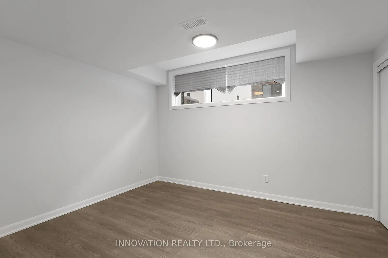 Additional image 16 of 301 Glenroy Gilbert Drive 32