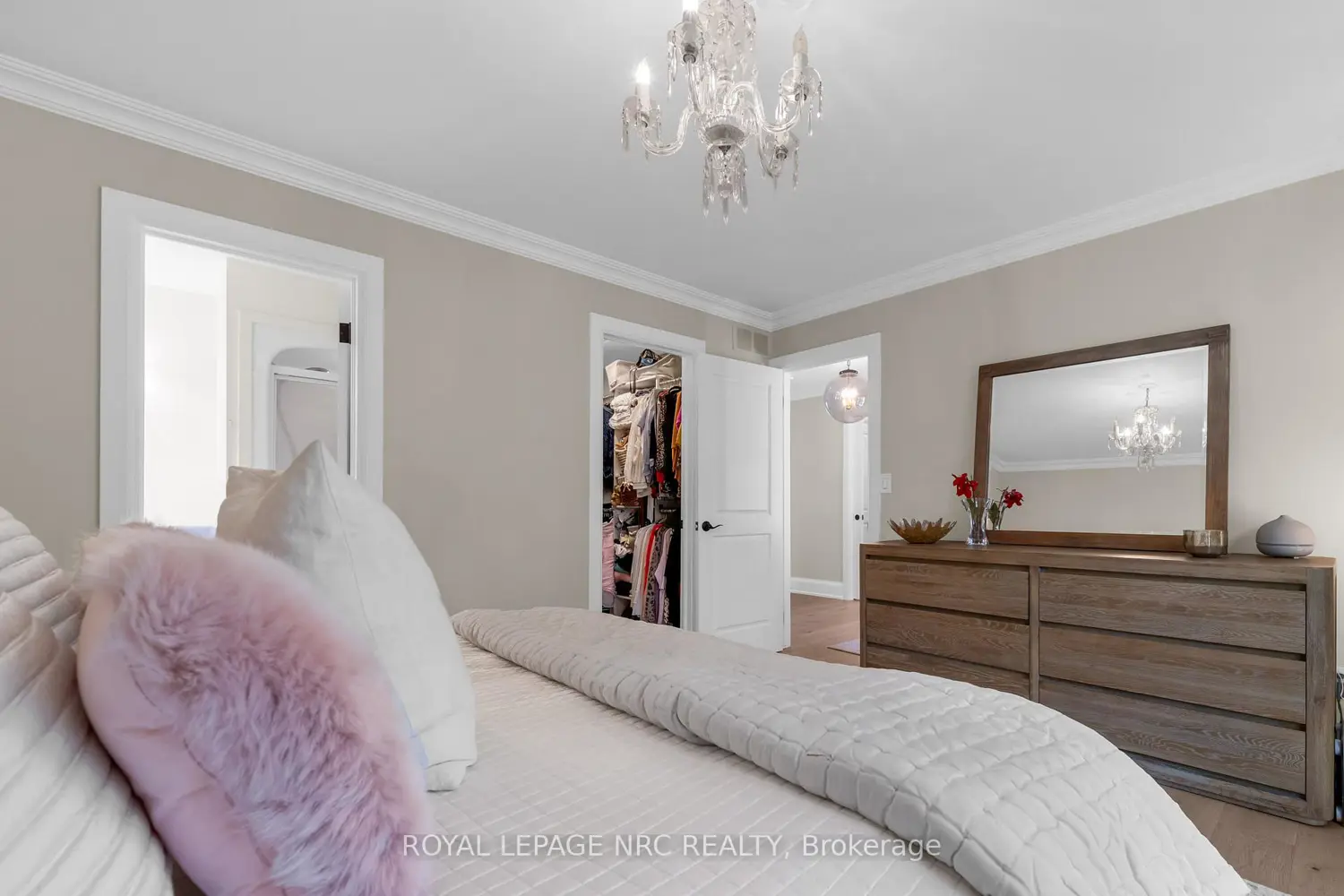 Additional image 10 of 611 Victoria Street