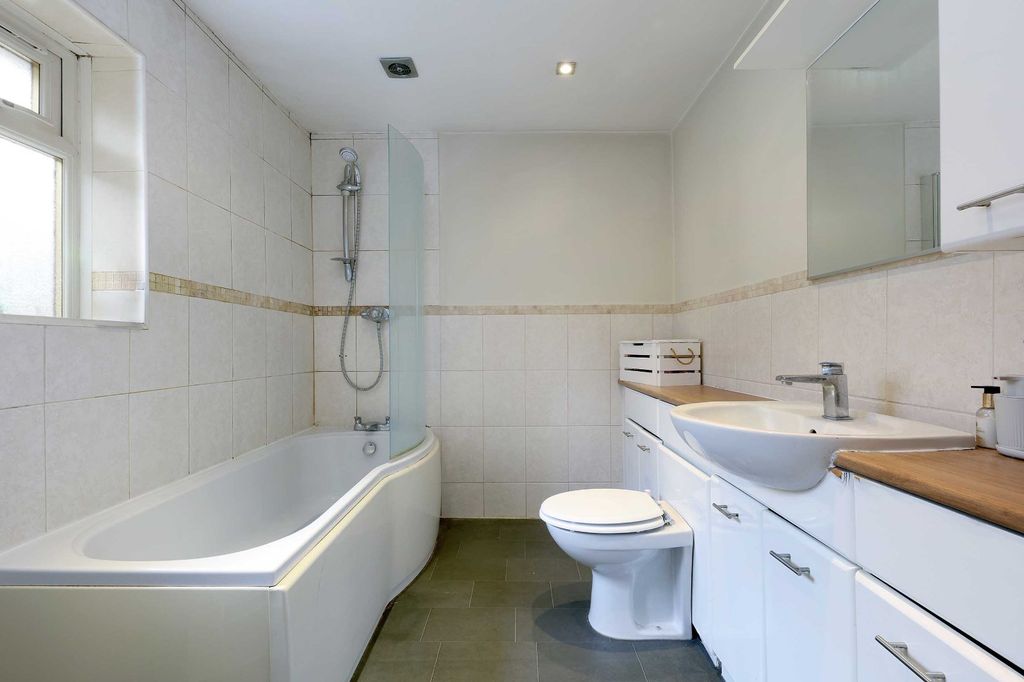 Additional image 9 of 3 bed semi-detached house for saleLower Lodge Lane, Hazlemere, Buckinghamshire HP15