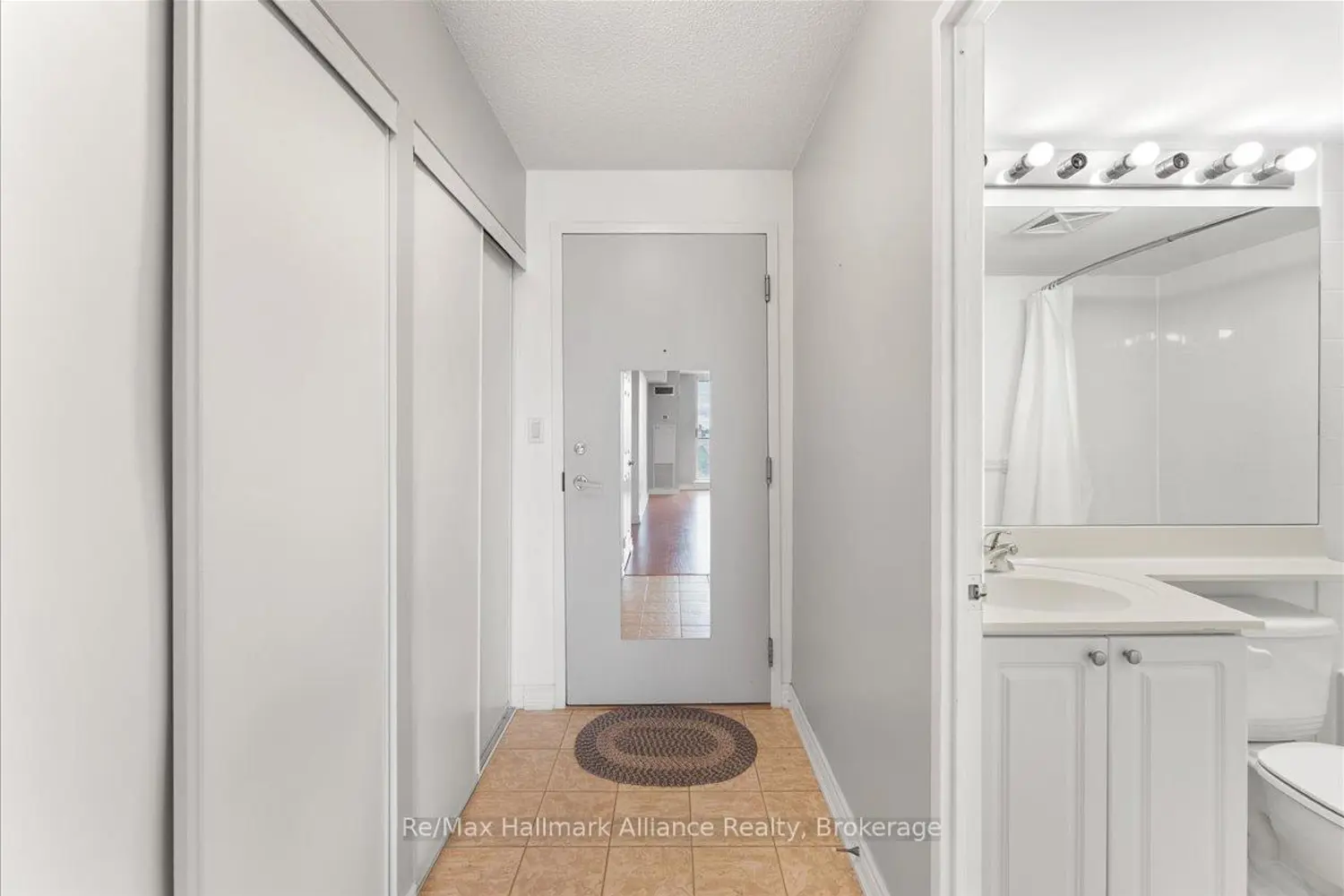 Additional image 10 of 1369 Bloor Street 910