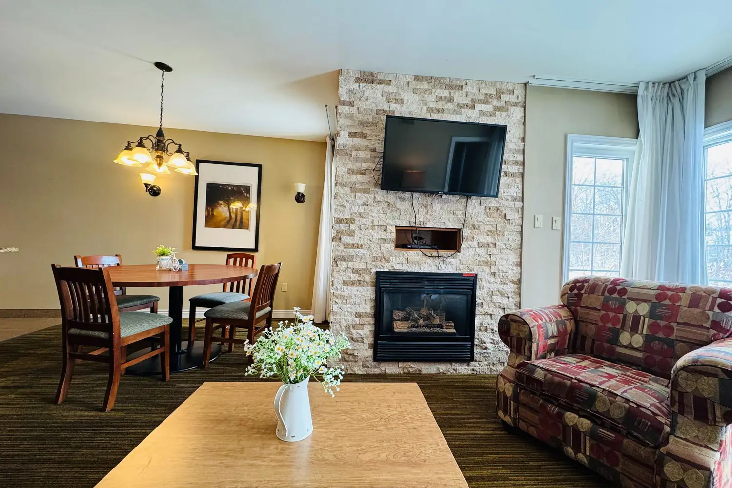 Additional image 10 of 90 Highland Drive 2076-77