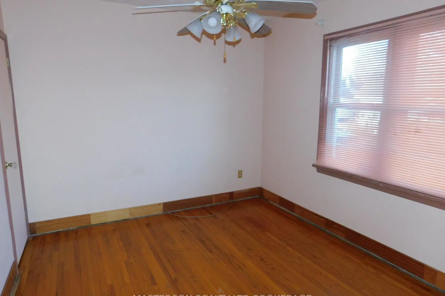 Additional image 8 of 4096 Dyson Avenue