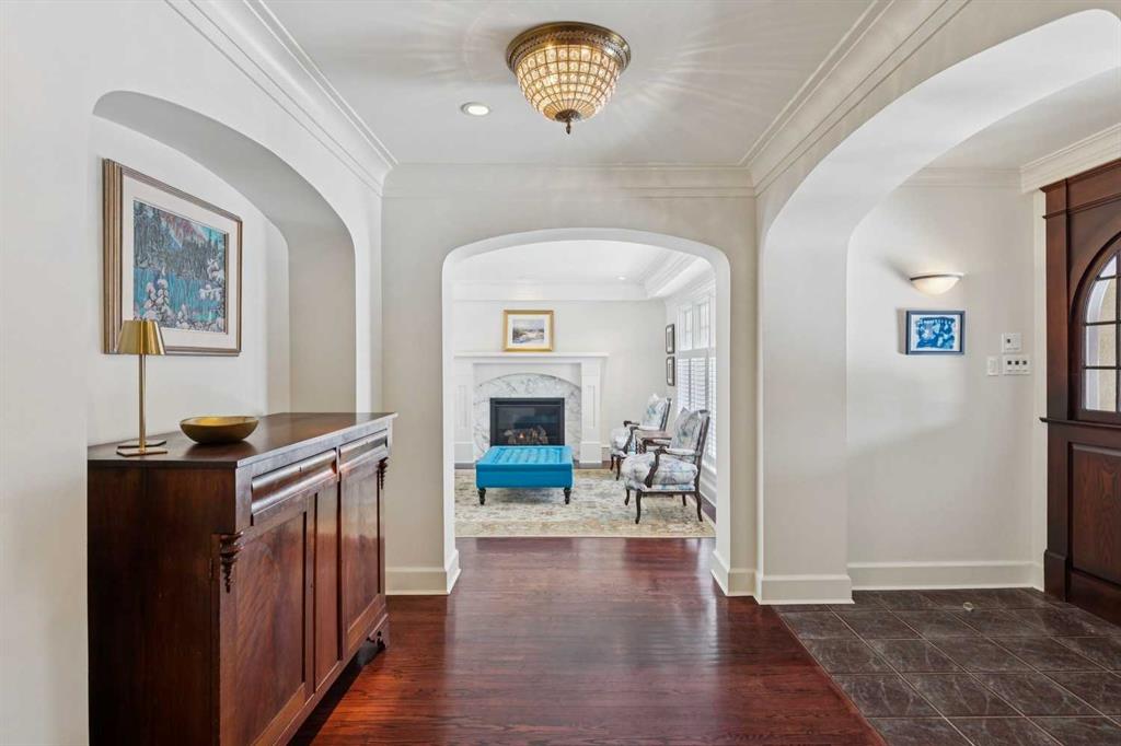 Additional image 4 of 2210 12 Street SW, Calgary, AB, T2T 3N4