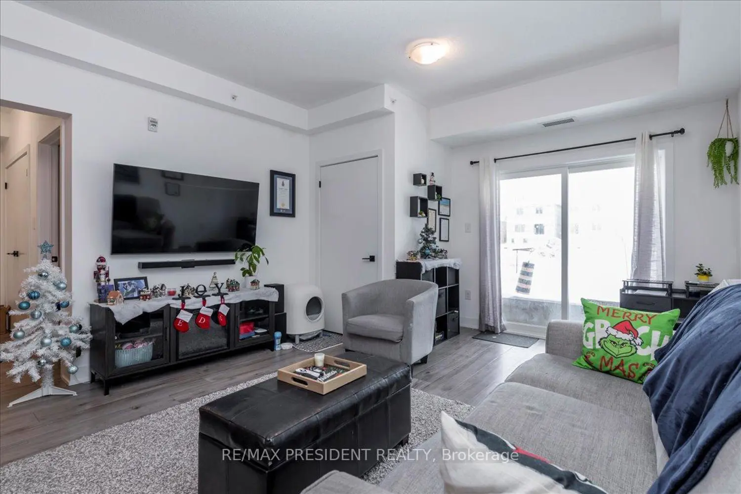 Additional image 11 of 10 Culinary Lane 106