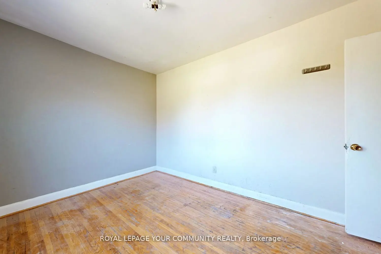 Additional image 13 of 480 Ellerslie Avenue