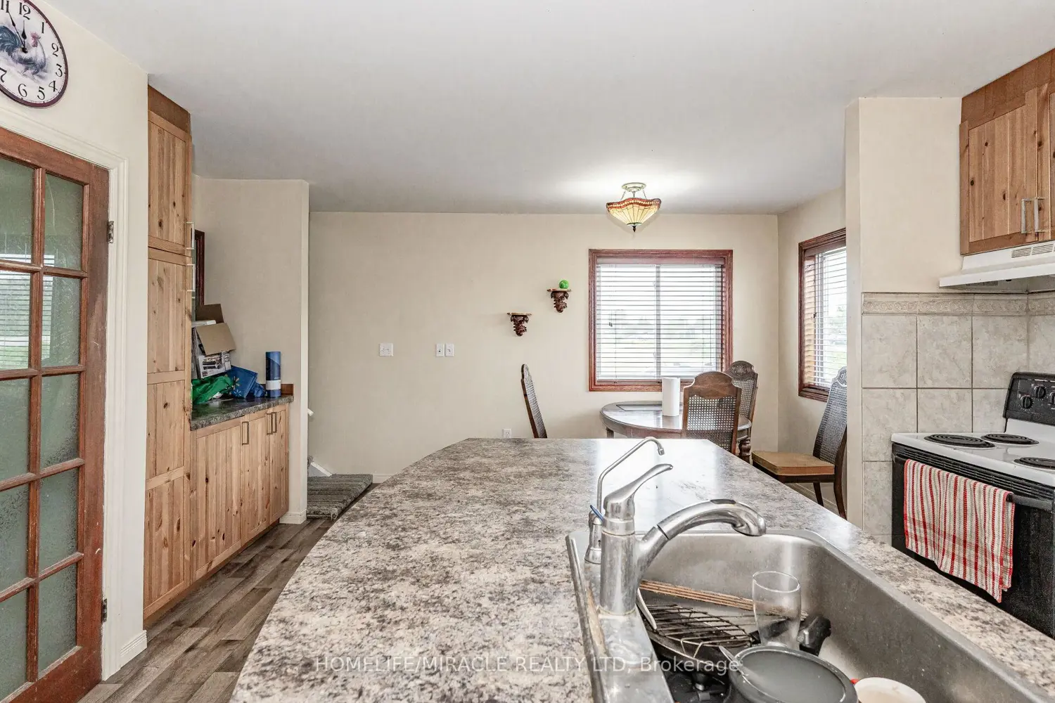 Additional image 6 of 1388 Highway 6