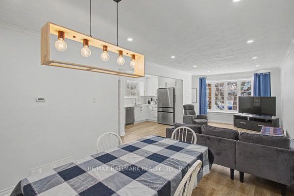 Additional image 4 of 37 Avis Crescent, Toronto, ON, M4B 1B8