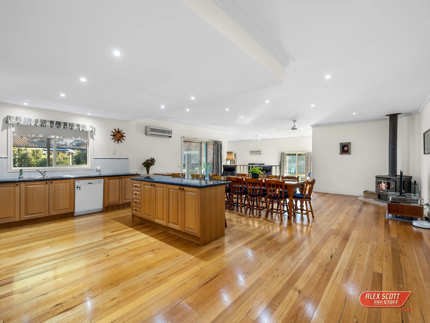 Additional image 8 of 12-16 Waratah Close, Cowes VIC 3922