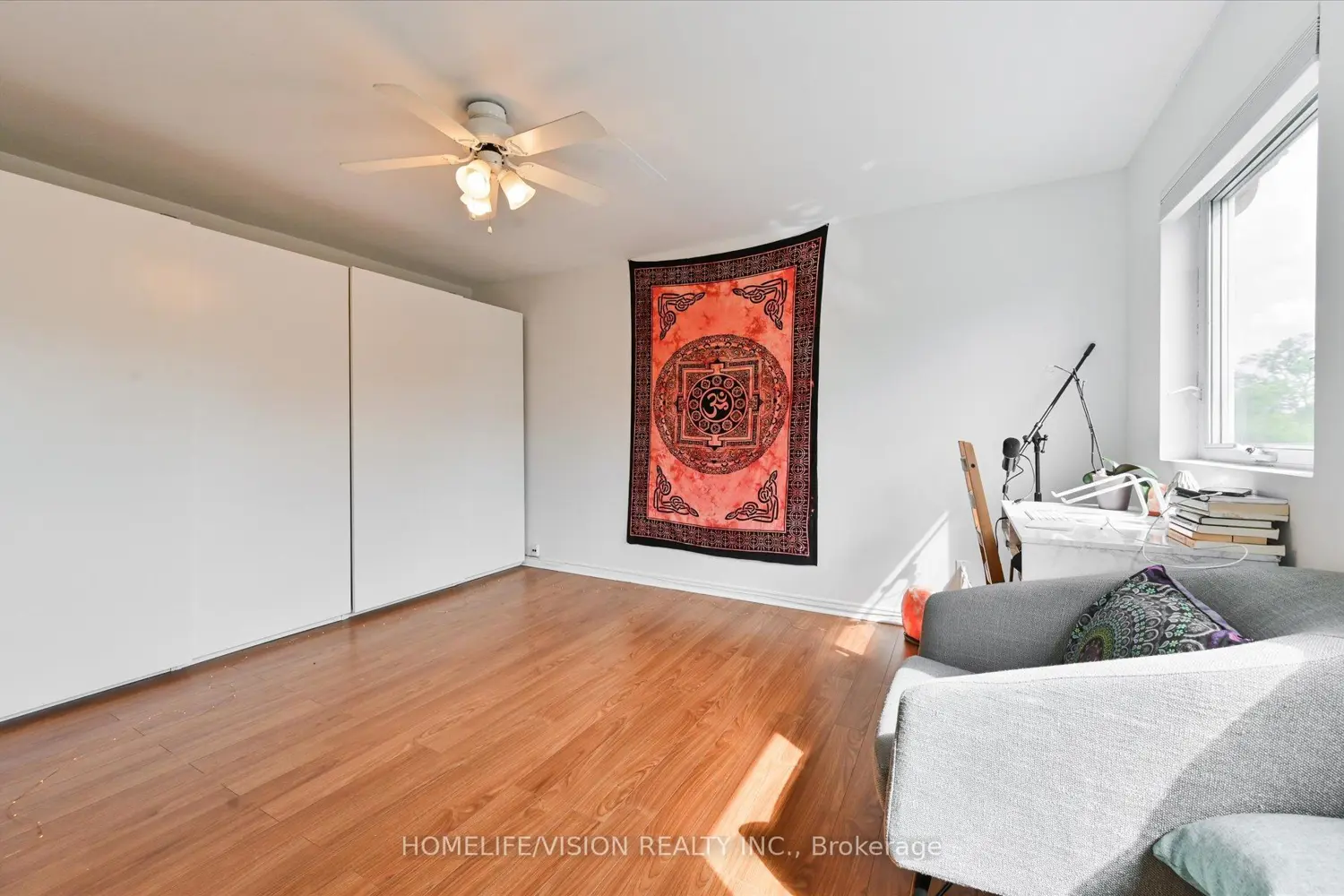 Additional image 9 of 400 Summerhill Avenue