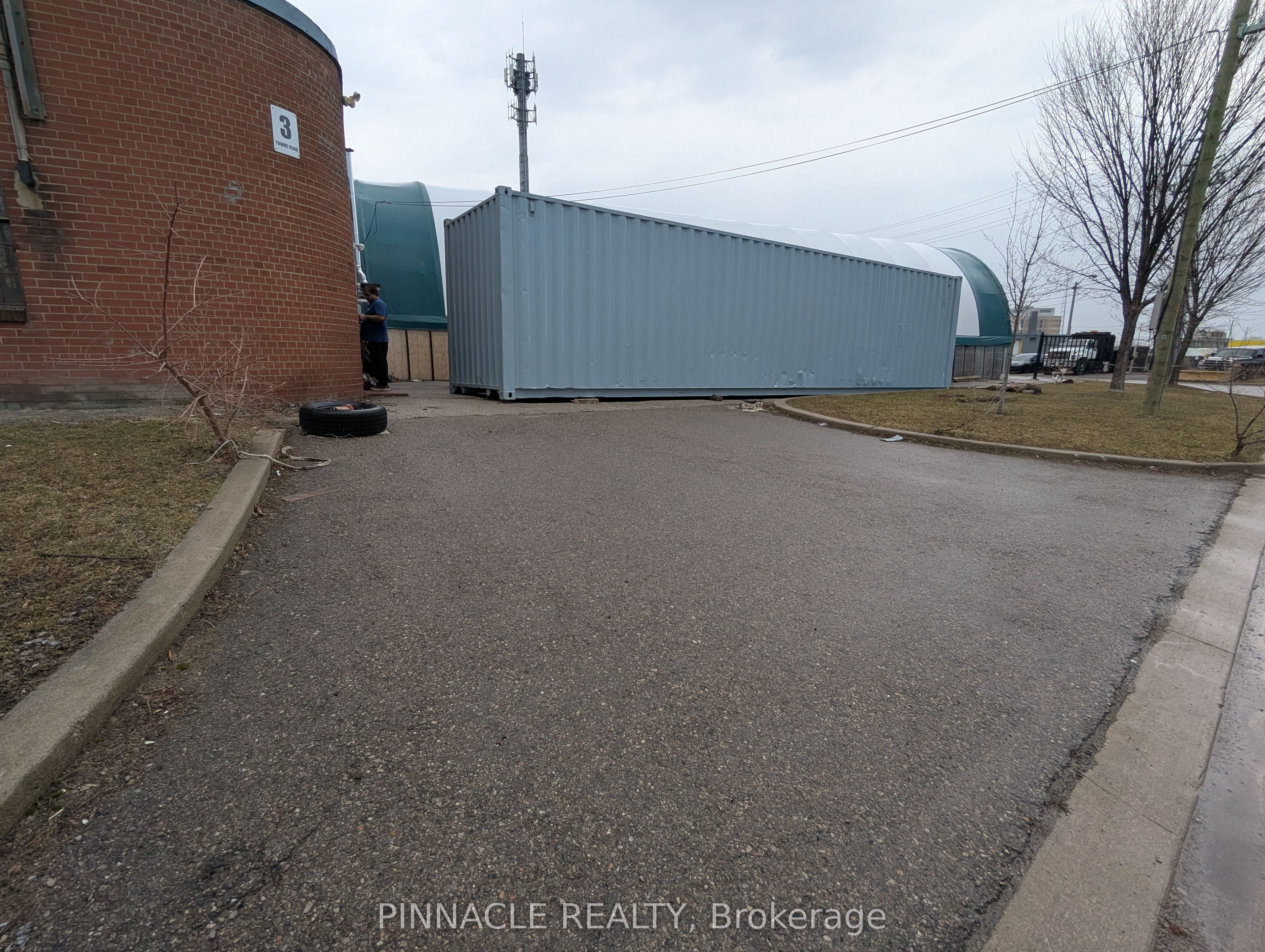 Additional image 3 of B-3 Towns Road, Toronto, ON, M8Z 1A1