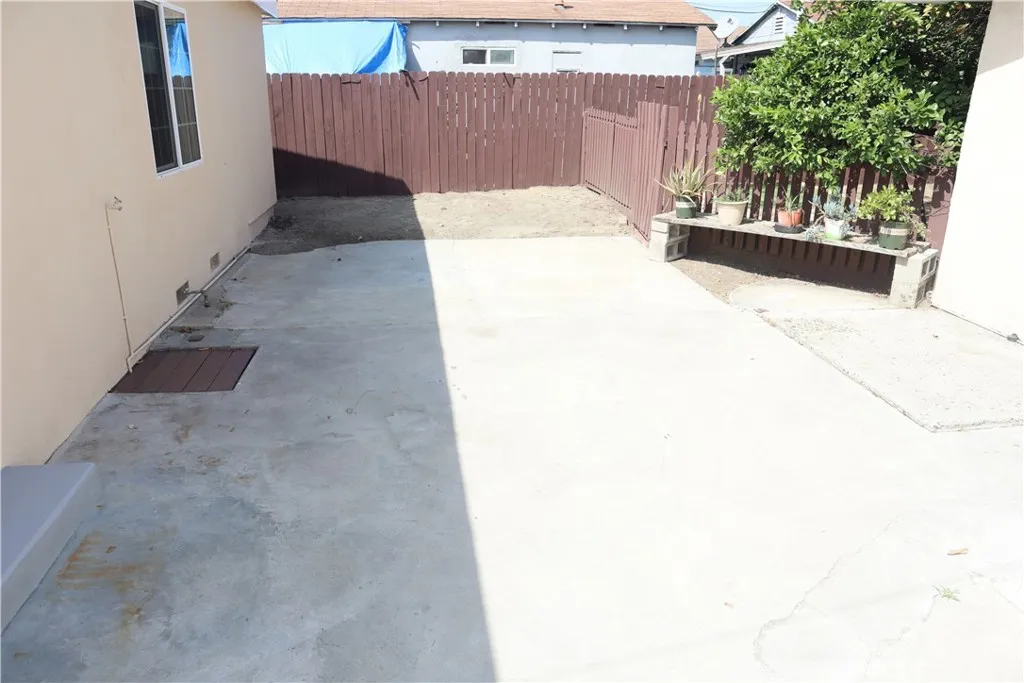Additional image 47 of 2143 W Arlington St, Long Beach, CA 90810