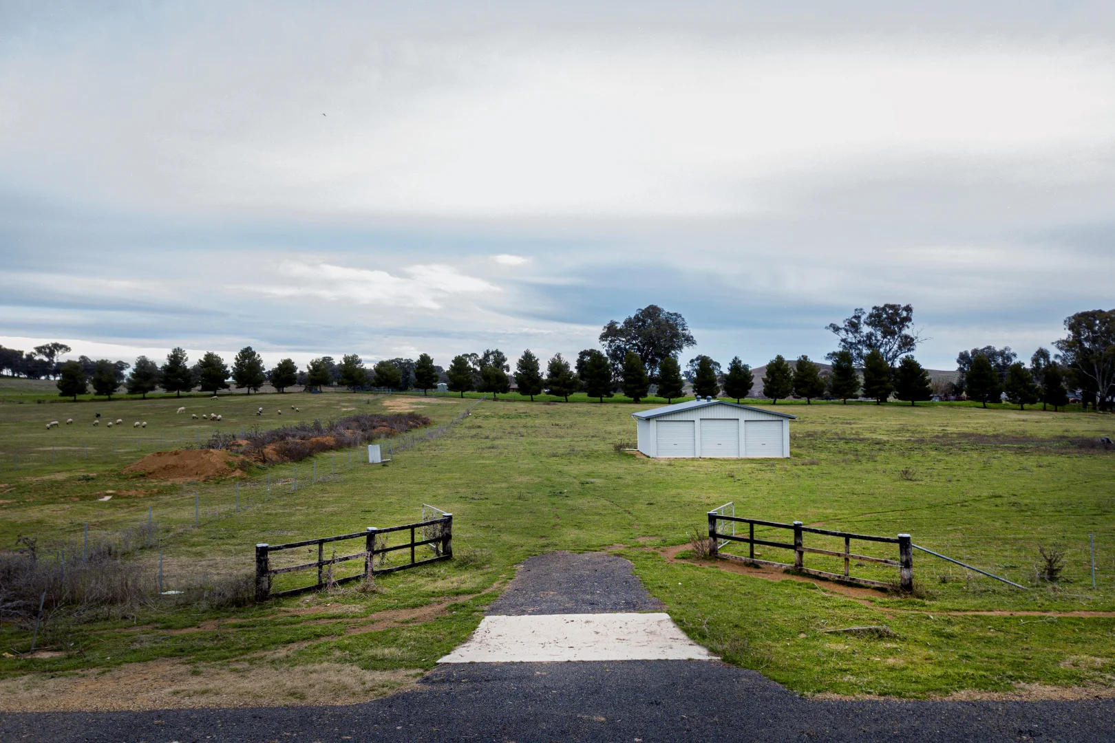 Additional image 3 of 77 Sunset Close, Cowra NSW 2794