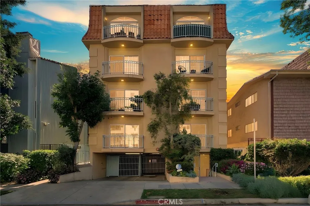 Additional image 3 of 1871 Greenfield Avenue Unit 102, Los Angeles, CA 90025