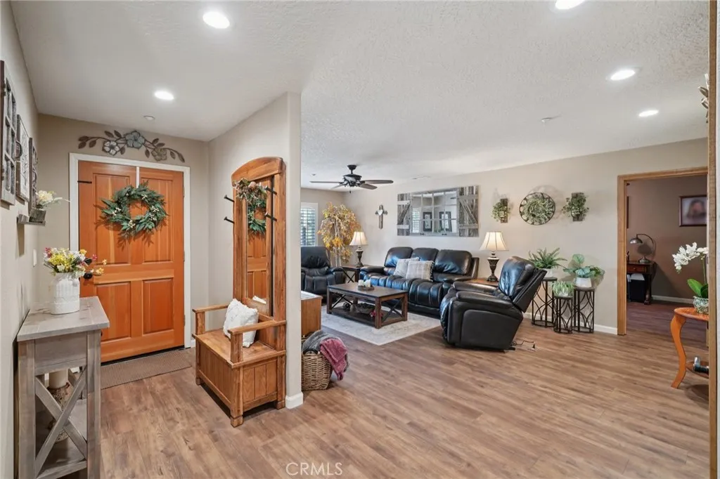 Additional image 14 of 5319 Desert View Dr, Wrightwood, CA 92397