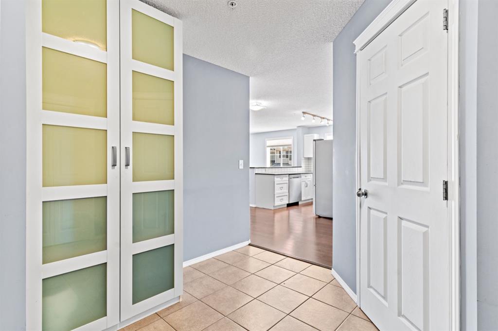 Additional image 3 of 5214-69 Country Village Manor NE, Calgary, AB, T3K 0P1