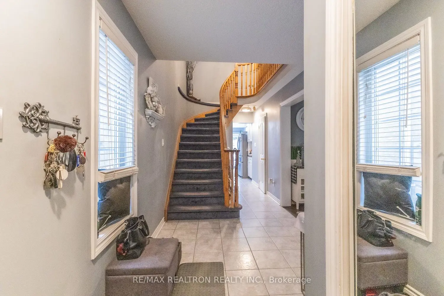 37 Woodhaven Crescent photo 4