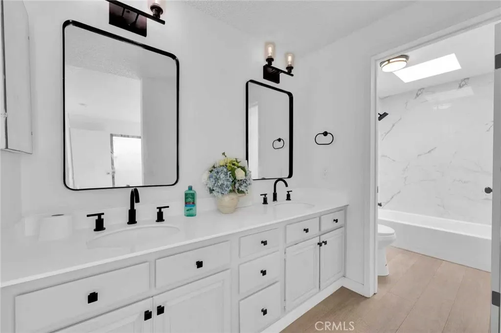 Additional image 43 of 94 Smokestone, Irvine, CA 92614