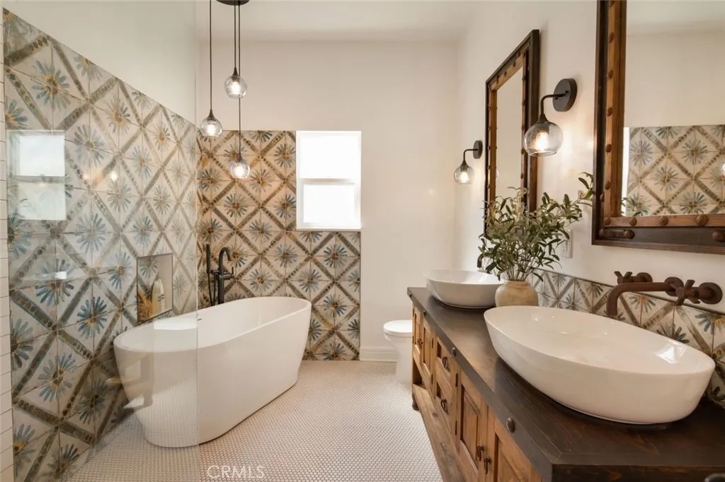 Additional image 52 of 3109 Stanford Ave, Venice, CA 90292