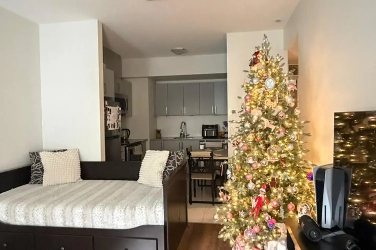 Additional image 5 of 1145 Journeyman Lane 248