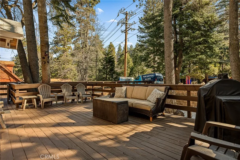 Additional image 5 of 32135 West Drive, Running Springs, CA 92382